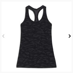 lululemon cool racer back size 4 black camo
